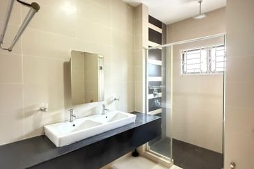 Pentas 1 @ Alam Impian