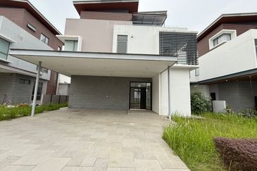 Broadleaf Residences, Hometree