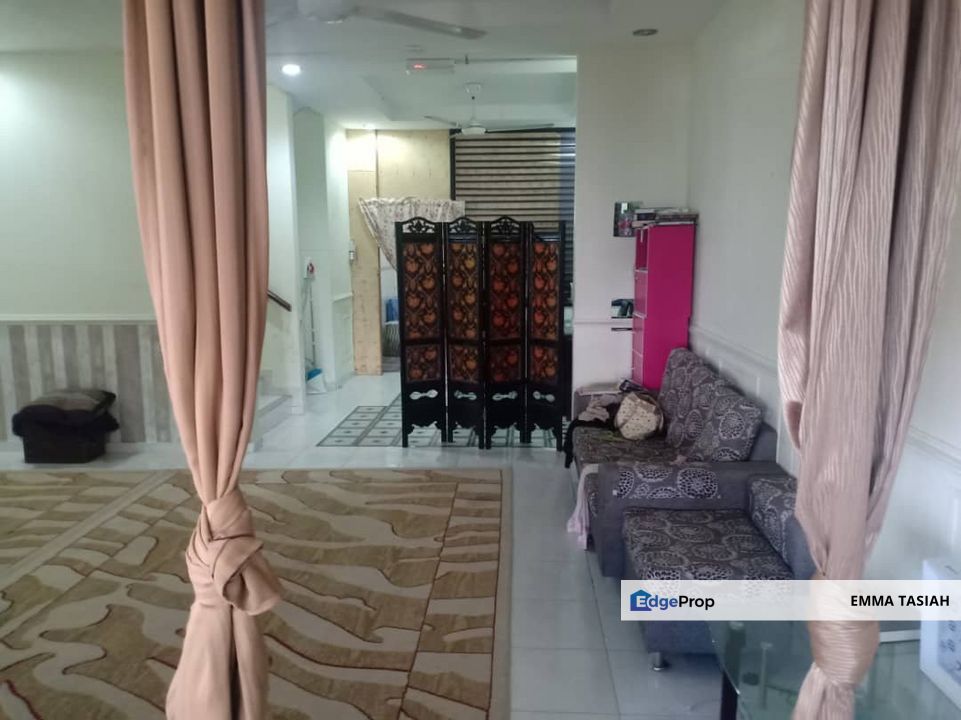 Rumah Dua Tingkat Seksyen 7 Shah Alam Selangor For Sale Rm620 000 By Emma Tasiah Edgeprop My