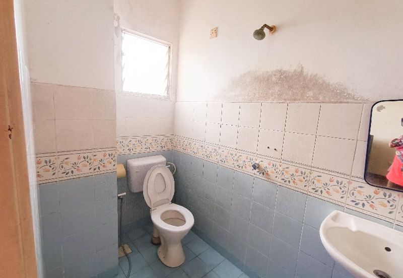 Kristal Heights Apartment