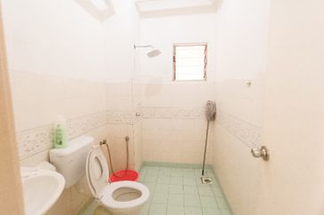 Kristal Heights Apartment