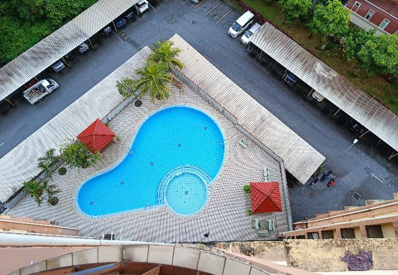 Kristal Heights Apartment