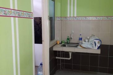 Lumut Waterfront Villa