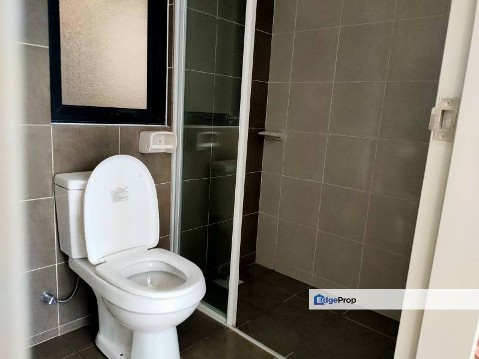 For Sale: Zenopy Residence Blok B Seri Kembangan, Selangor, Seri Kembangan