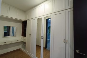 Partly Furnished 2 Storey Upper floor Townhouse @ Rimbun Sanctuary, Bu