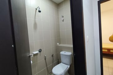 Partly Furnished 2 Storey Upper floor Townhouse @ Rimbun Sanctuary, Bu