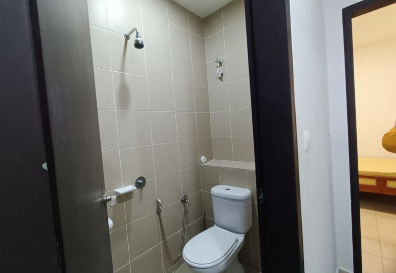 Partly Furnished 2 Storey Upper floor Townhouse @ Rimbun Sanctuary, Bu