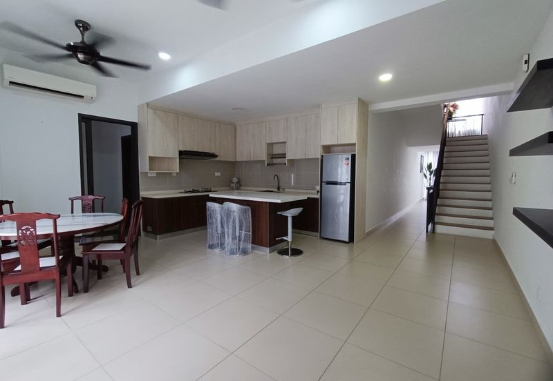 Partly Furnished 2 Storey Upper floor Townhouse @ Rimbun Sanctuary, Bu