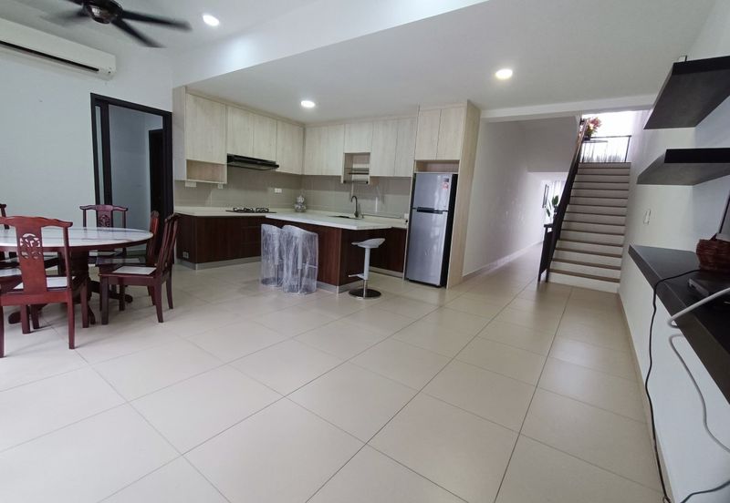 Partly Furnished 2 Storey Upper floor Townhouse @ Rimbun Sanctuary, Bu