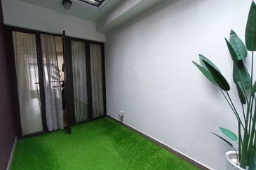 Partly Furnished 2 Storey Upper floor Townhouse @ Rimbun Sanctuary, Bu