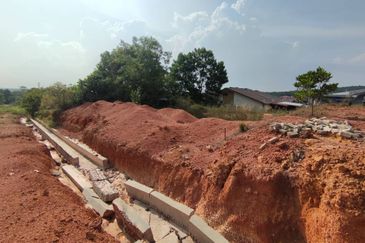 Bandar Baru Salak Tinggi