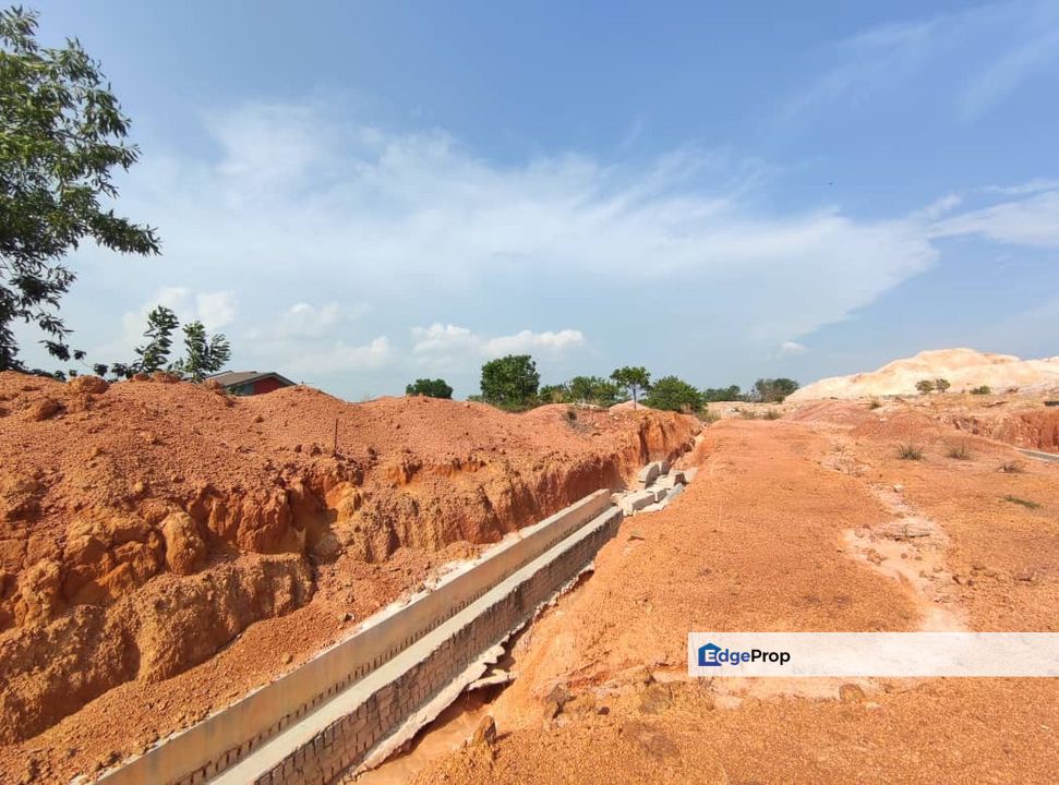 Lot Tanah Banglo Untuk Dijual, Bandar Salak Tinggi, Selangor, Sepang