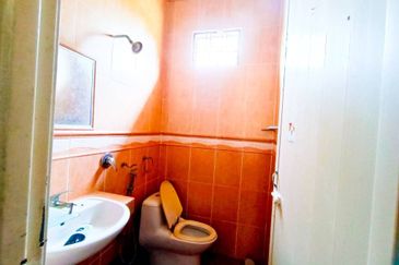 Corner Lot Single Storey Bandar Puncak Alam, Selangor