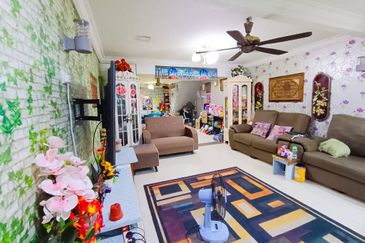 Jalan Tasik Tambahan 1