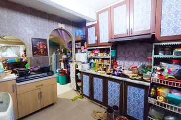 Jalan Tasik Tambahan 1