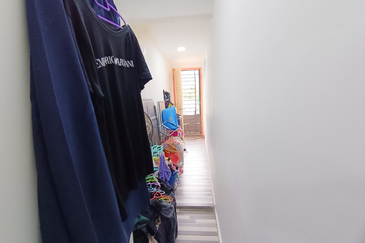 Jalan Tasik Tambahan 1