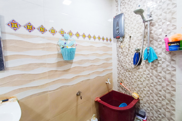 Jalan Tasik Tambahan 1