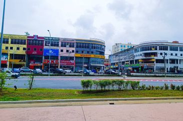 Avia Plus Apartment, Bandar Country Homes