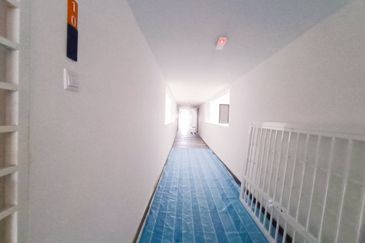 Avia Plus Apartment, Bandar Country Homes