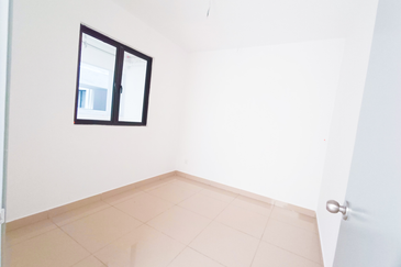 Avia Plus Apartment, Bandar Country Homes