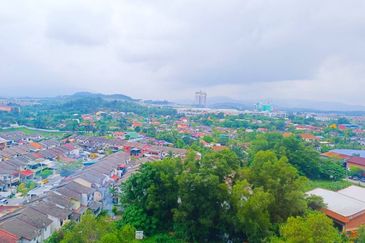 Avia Plus Apartment, Bandar Country Homes