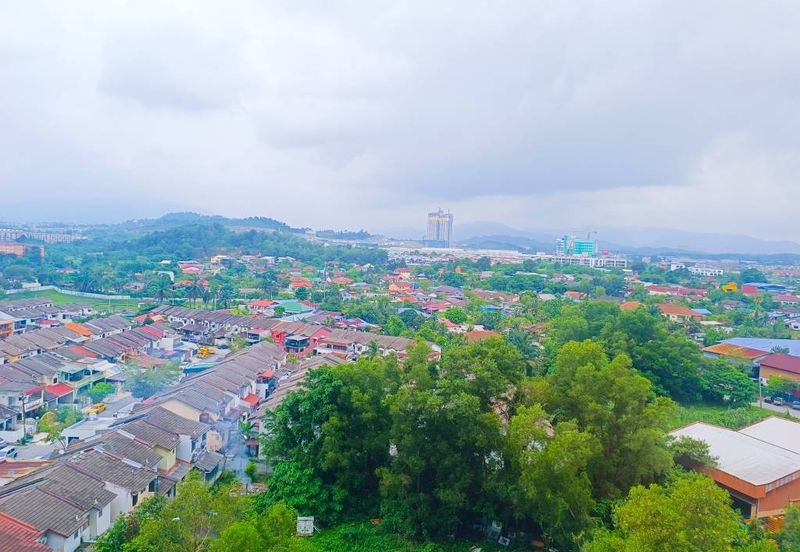 Avia Plus Apartment, Bandar Country Homes