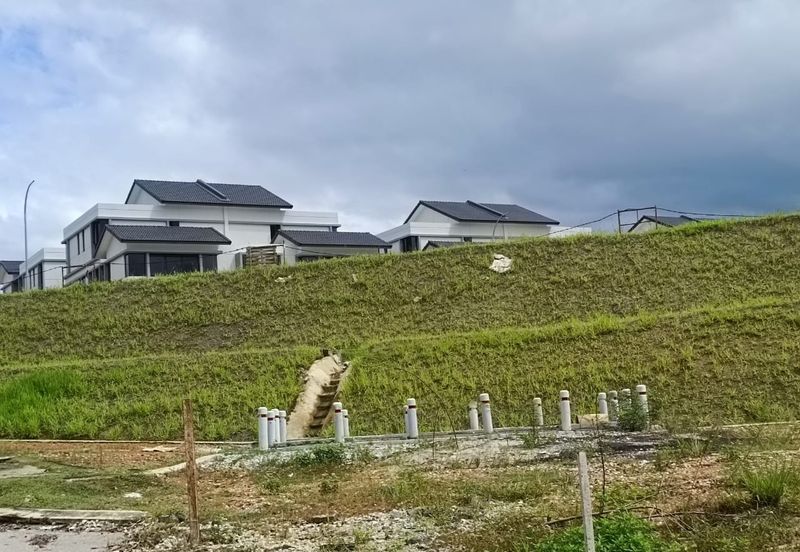 Kampung Sungai Pelong