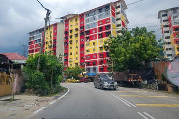 Pangsapuri Laksamana Jaya