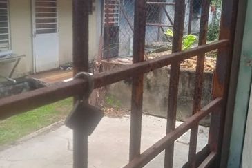 Bukit Sentosa, Rawang Single Storey Facing Open