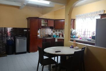 Seksyen 4, Bandar Country Homes