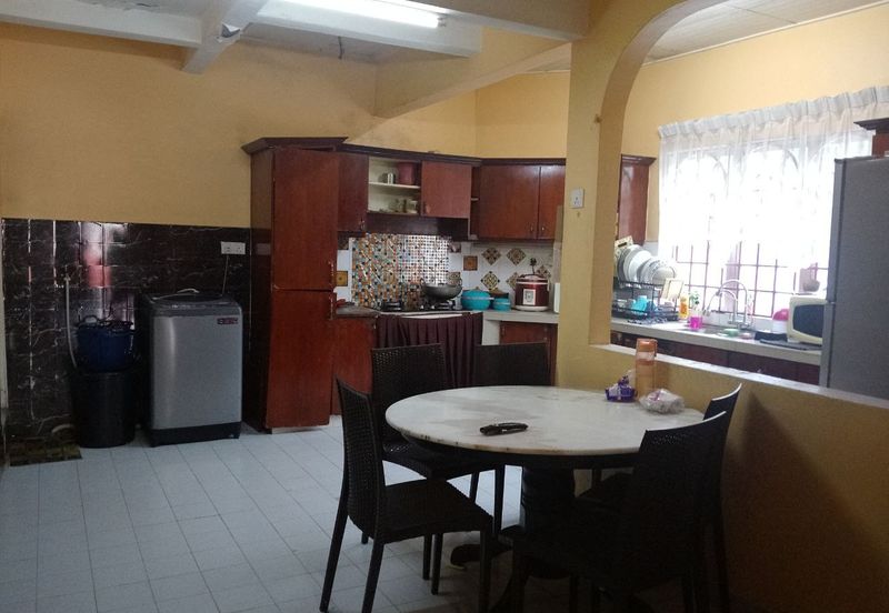 Seksyen 4, Bandar Country Homes