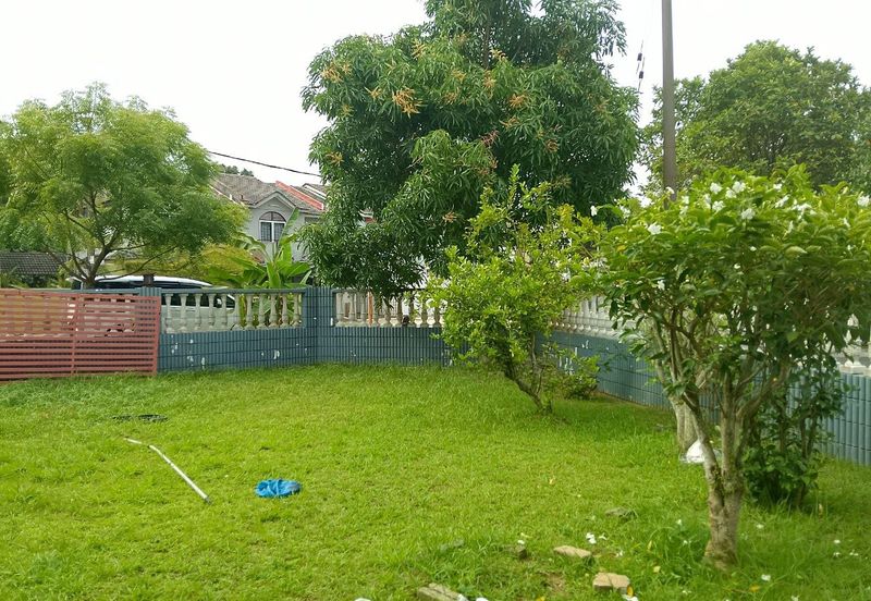 Seksyen 4, Bandar Country Homes