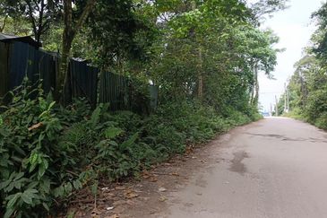 Tanah Pertanian Sungai Samak, Rawang sebelah simpol garden