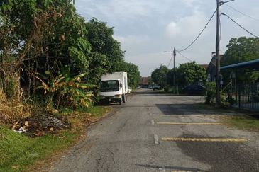 2.4acre NONBUMI Agricultural Land @ Taman PAHLAWAN Telok Panglima Garang