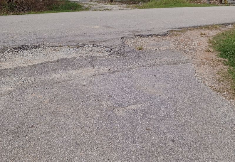 Tanah Lot Banglo yang luas di Pelabohan Dagang Berdekatan KLIA