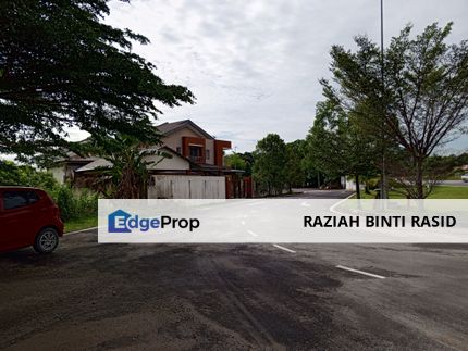 Individual Title Agriculture at 1st Layer of Dengkil Main Road.
, Selangor, Sepang