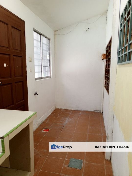 Fully Extend 2 Storey Terrace, Taman Puteri Subang, Subang, Selangor, Shah Alam