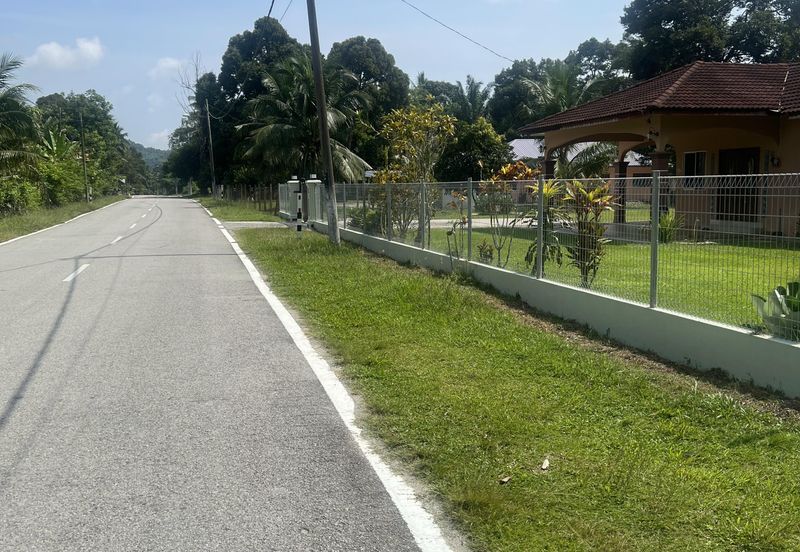 3.8 Ekar tanah @ Gelang, Pertang, Jelebu N.9 