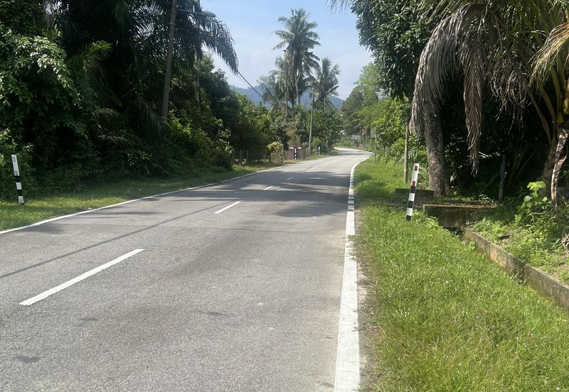 3.8 Ekar tanah @ Gelang, Pertang, Jelebu N.9 