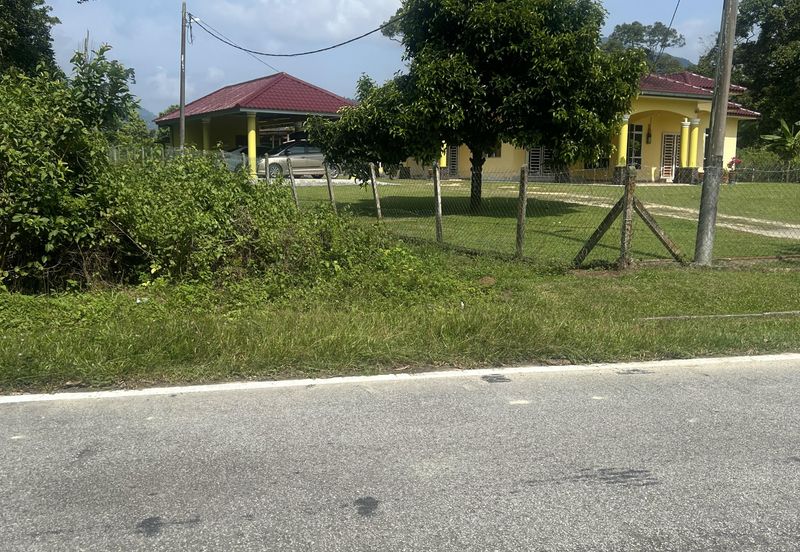 3.8 Ekar tanah @ Gelang, Pertang, Jelebu N.9 