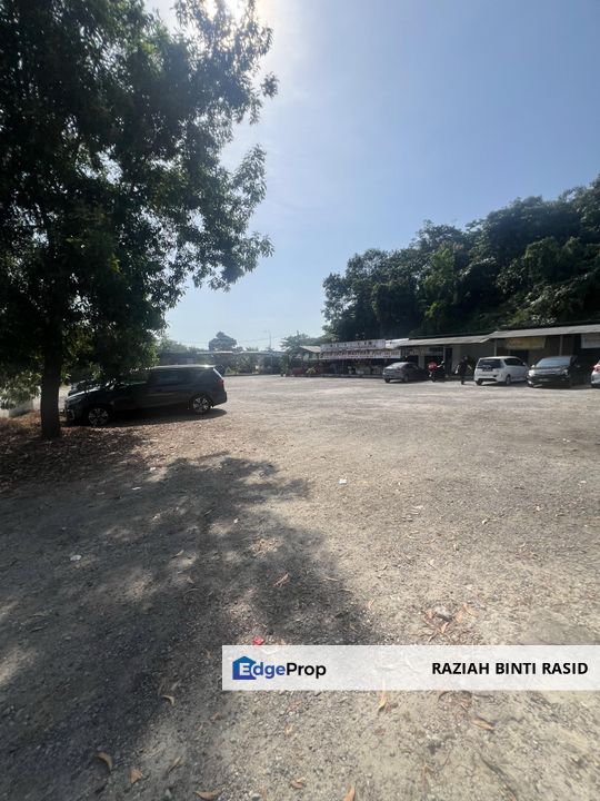 Tanah Lot dengan rumah kedai Sg Merab, Bangi, Selangor, Bangi
