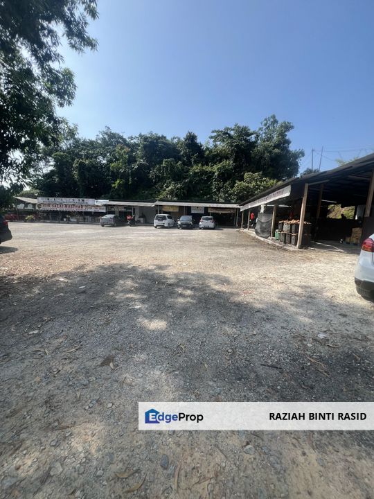 Tanah Lot dengan rumah kedai Sg Merab, Bangi, Selangor, Bangi