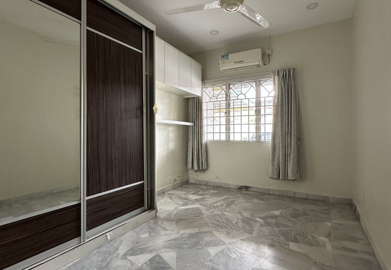 Taman Sungai Kapar Indah