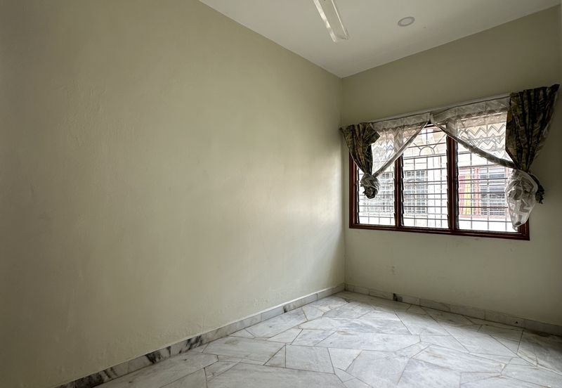 Taman Sungai Kapar Indah