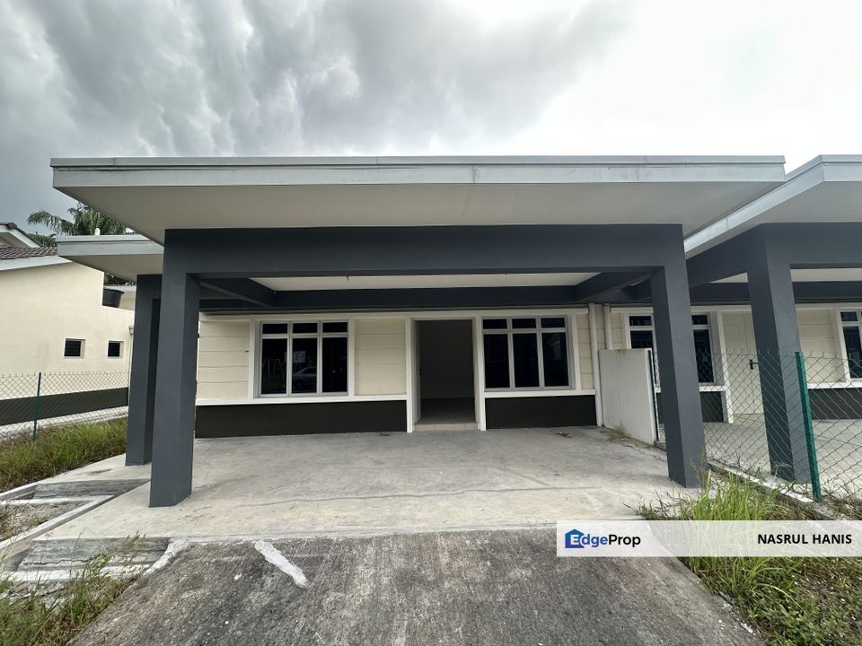 [Depan Taman Permainan] Semi-D 1 Tingkat Taman Langat Impian, Banting, Selangor, Kuala Langat