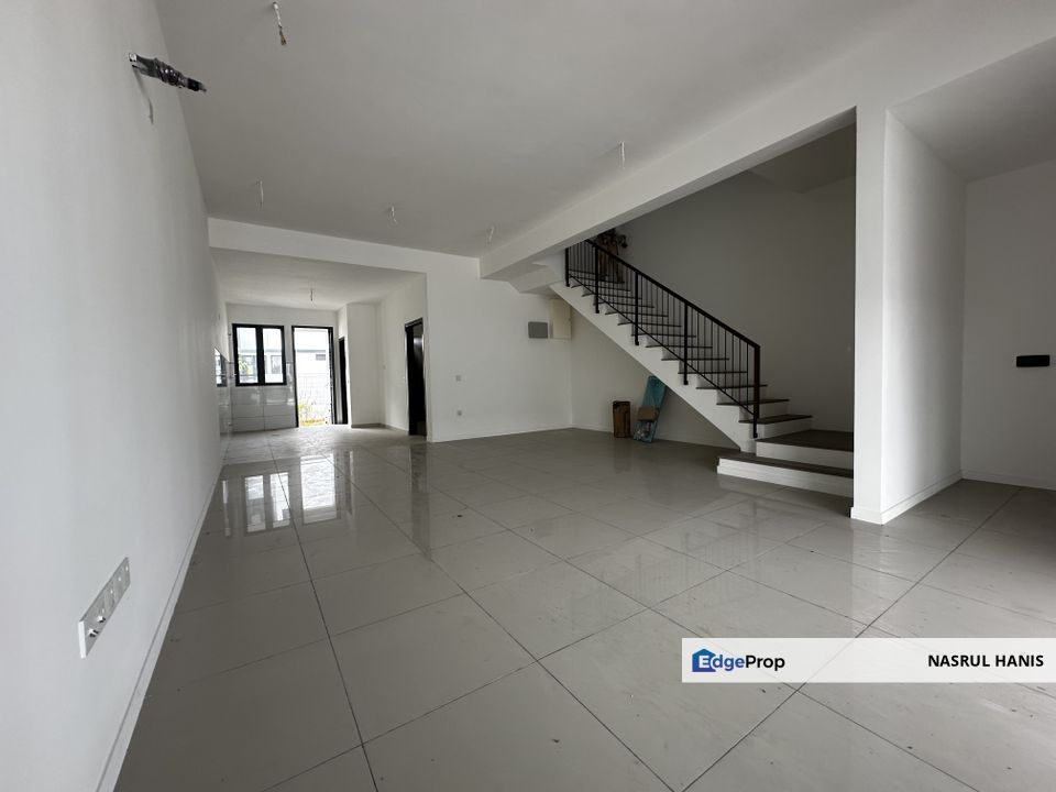 Teres 2 Tingkat Nadira Bandar Bukit Raja, Selangor, Klang