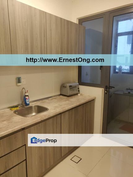 3 Bed 2 Bath Unit with Large Balcony for SALE, Kuala Lumpur, Pantai