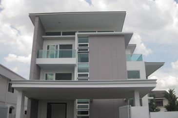 3 Stories Bungalow Sea Park for Sale