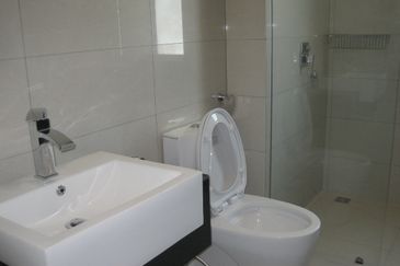 3 Stories Bungalow Sea Park for Sale