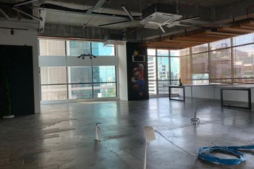 The Vertical Business Suites - Multiple Unit for Sales